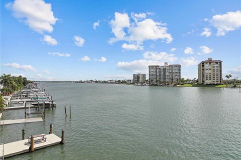 Copropriété à vendre à Clearwater, Floride: 4 chambres, 262.08 m2 № 2415184 - photo 22
