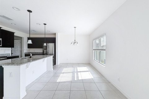 Casa en venta en Davenport, Florida, 4 dormitorios № 2061437 - foto 24