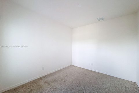 Casa en venta en Davenport, Florida, 4 dormitorios № 2061437 - foto 14