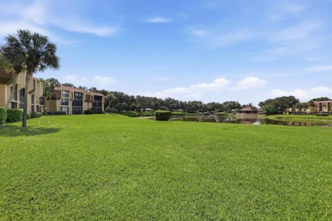 Condominio en venta en Palm Beach Gardens, Florida, 2 dormitorios, 119.57 m2 № 2177070 - foto 23