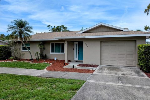 House in Sarasota, Florida 3 bedrooms, 135.64 sq.m. № 1803376 - photo 2