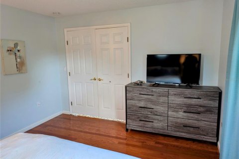 House in Sarasota, Florida 3 bedrooms, 135.64 sq.m. № 1803376 - photo 17