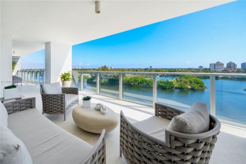 Купить кондоминиум в Форт-Лодердейл, Флорида 3 спальни, 225.01м2, № 1948194 - фото 13