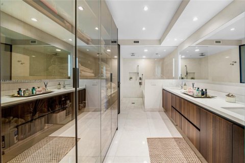 Купить кондоминиум в Форт-Лодердейл, Флорида 3 спальни, 225.01м2, № 1948194 - фото 7