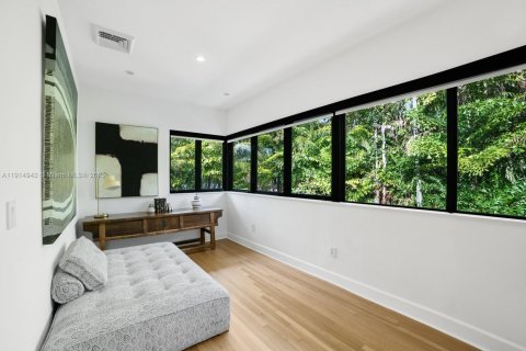 Купить виллу или дом в Майами-Бич, Флорида 5 спален, 379.41м2, № 1970689 - фото 30