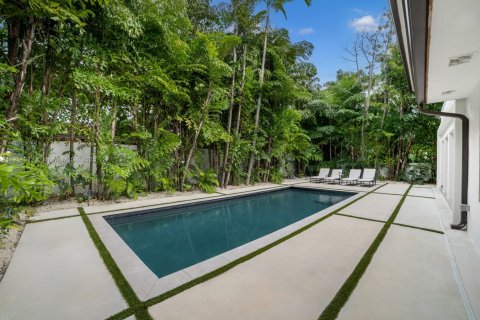 Купить виллу или дом в Майами-Бич, Флорида 5 спален, 379.41м2, № 1970689 - фото 26