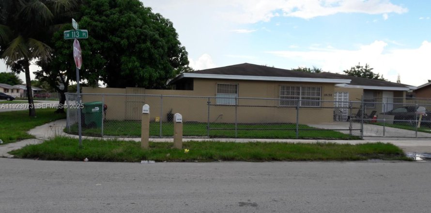 Villa ou maison à Miami, Floride 4 chambres, 199.55 m2 № 1976796