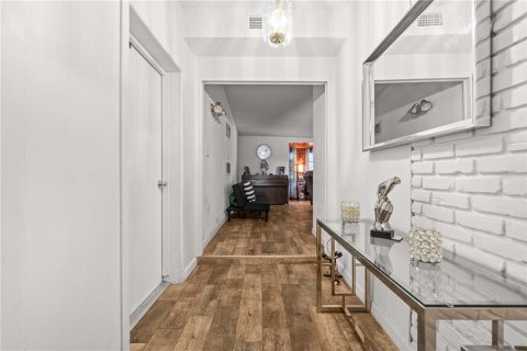 Купить виллу или дом в Тампа, Флорида 5 комнат, 132.11м2, № 1909889 - фото 8