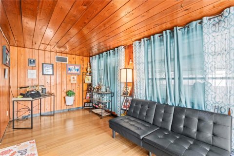 Купить виллу или дом в Тампа, Флорида 5 комнат, 132.11м2, № 1909889 - фото 16