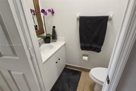 Touwnhouse à vendre à Homestead, Floride: 3 chambres, 146.04 m2 № 2426751 - photo 16