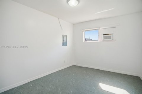 Villa ou maison à louer à St. Lucie, Floride: 3 chambres, 91.04 m2 № 2027822 - photo 8