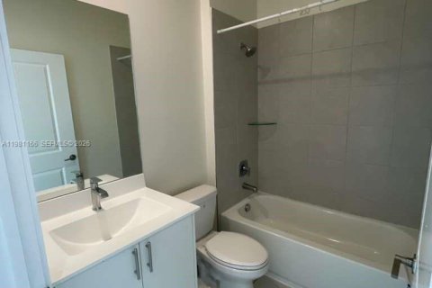 Купить кондоминиум в Дорал, Флорида 3 спальни, 104.42м2, № 2044336 - фото 27
