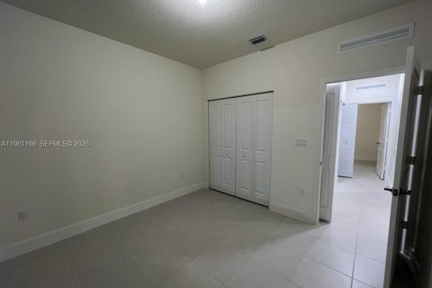 Купить кондоминиум в Дорал, Флорида 3 спальни, 104.42м2, № 2044336 - фото 13