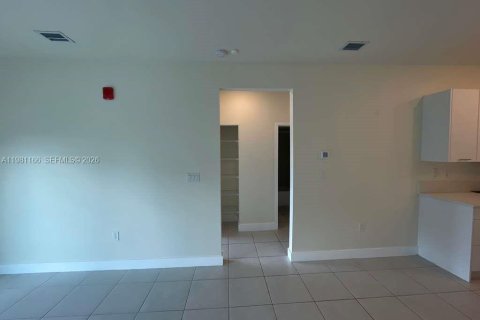 Купить кондоминиум в Дорал, Флорида 3 спальни, 104.42м2, № 2044336 - фото 20