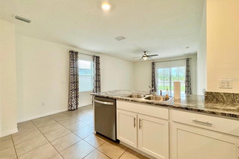 Casa en alquiler en Wimauma, Florida, 3 dormitorios, 140.84 m2 № 1901058 - foto 8