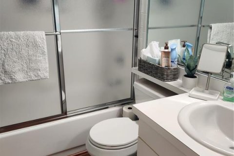 Copropriété à louer à Bradenton, Floride: 2 chambres, 93.27 m2 № 1562820 - photo 9