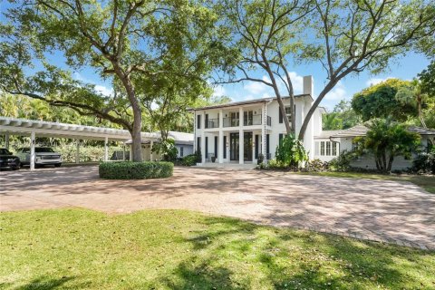 Купить виллу или дом в Корал-Гейблс, Флорида 8 спален, 592.9м2, № 2048180 - фото 13