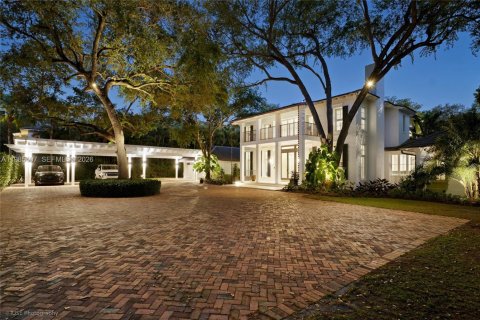 Купить виллу или дом в Корал-Гейблс, Флорида 8 спален, 592.9м2, № 2048180 - фото 5