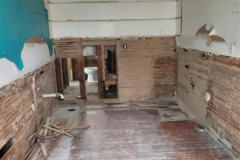 Propiedad comercial en venta en Madeira Beach, Florida, 100.71 m2 № 1521138 - foto 8
