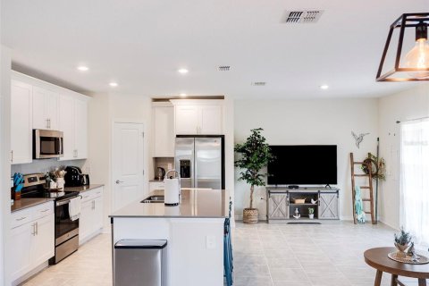 House in Ocoee, Florida 4 bedrooms, 172.8 sq.m. № 2156014 - photo 9