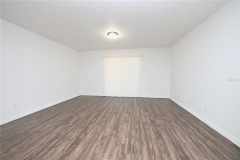 Villa ou maison à louer à Lakeland, Floride: 3 chambres, 140.75 m2 № 2414030 - photo 13