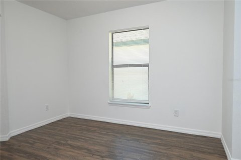 Villa ou maison à louer à Lakeland, Floride: 3 chambres, 140.75 m2 № 2414030 - photo 5