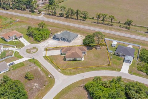 Villa ou maison à vendre à LaBelle, Floride: 4 chambres № 2083953 - photo 25