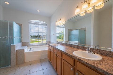 Villa ou maison à vendre à LaBelle, Floride: 4 chambres № 2083953 - photo 9