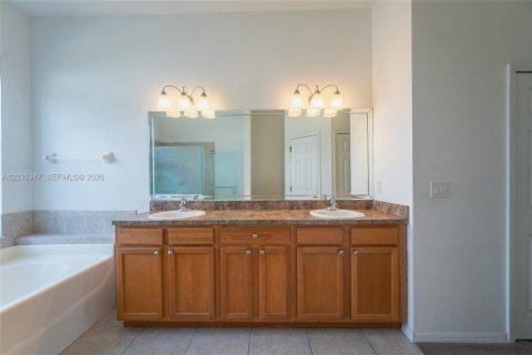 Villa ou maison à vendre à LaBelle, Floride: 4 chambres № 2083953 - photo 10
