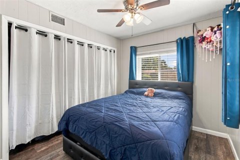 Villa ou maison à vendre à Pinellas Park, Floride: 5 chambres, 152.82 m2 № 2420263 - photo 17
