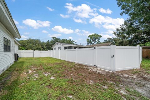 Villa ou maison à vendre à Saint Petersburg, Floride: 3 chambres, 164.44 m2 № 1915044 - photo 26