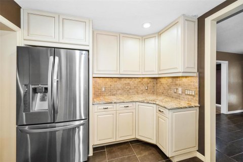 Casa en venta en Saint Petersburg, Florida, 2 dormitorios, 111.67 m2 № 2215831 - foto 11