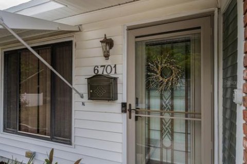 Casa en venta en Saint Petersburg, Florida, 2 dormitorios, 111.67 m2 № 2215831 - foto 7