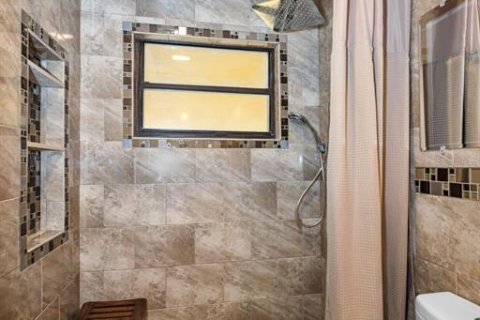 Casa en venta en Saint Petersburg, Florida, 2 dormitorios, 111.67 m2 № 2215831 - foto 5