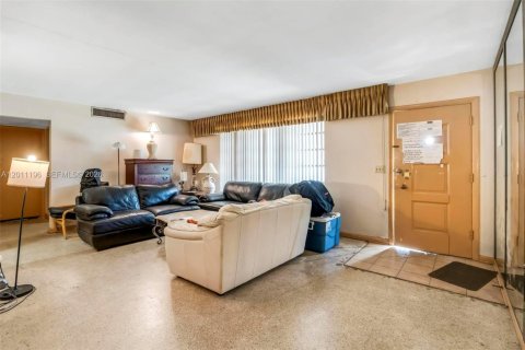 Immobilier commercial à vendre à Hollywood, Floride: 303.42 m2 № 2075250 - photo 3