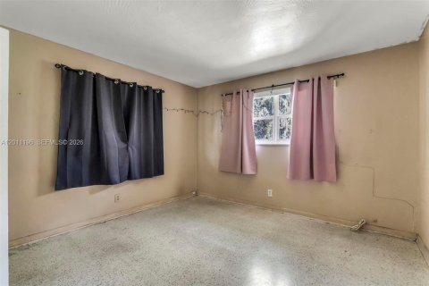 Immobilier commercial à vendre à Hollywood, Floride: 303.42 m2 № 2075250 - photo 16