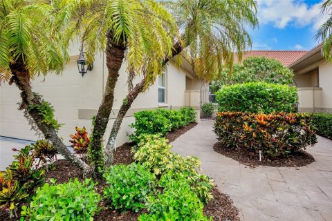 Villa ou maison à vendre à Sarasota, Floride: 2 chambres, 140.56 m2 № 2151569 - photo 3