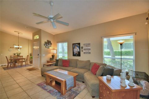 Adosado en venta en Winter Haven, Florida, 2 dormitorios, 142.7 m2 № 1620904 - foto 3
