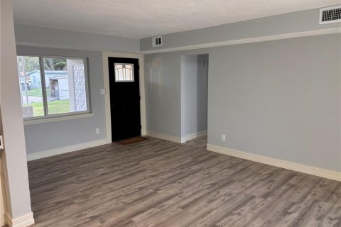 Villa ou maison à vendre à Orlando, Floride: 3 chambres, 118.91 m2 № 2411432 - photo 16