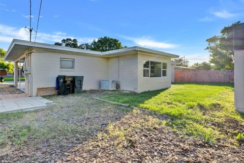 Villa ou maison à vendre à Orlando, Floride: 3 chambres, 118.91 m2 № 2411432 - photo 28