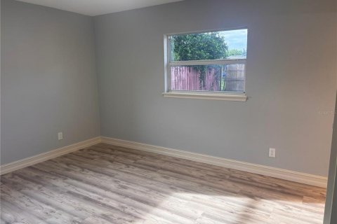 Villa ou maison à vendre à Orlando, Floride: 3 chambres, 118.91 m2 № 2411432 - photo 6