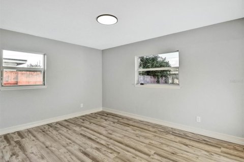 Villa ou maison à vendre à Orlando, Floride: 3 chambres, 118.91 m2 № 2411432 - photo 23