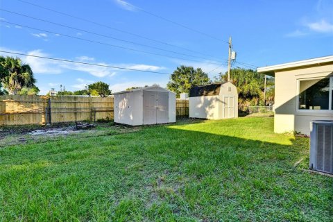 Villa ou maison à vendre à Orlando, Floride: 3 chambres, 118.91 m2 № 2411432 - photo 30