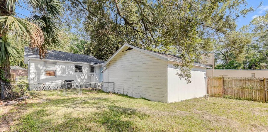 Land in Jacksonville, Florida № 812547