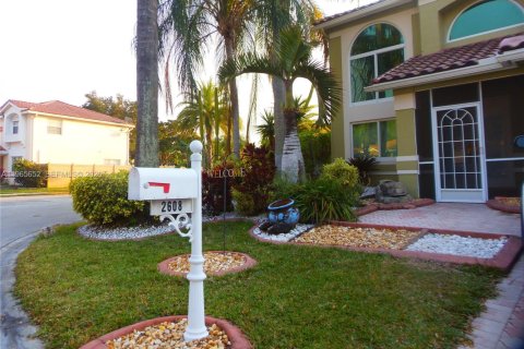 House in Margate, Florida 3 bedrooms, 191.19 sq.m. № 2027297 - photo 3