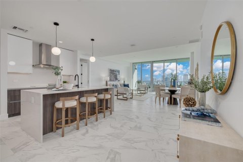 Condominio en alquiler en Saint Petersburg, Florida, 2 dormitorios, 162.86 m2 № 2123629 - foto 8