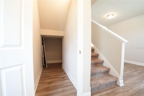 Townhouse in Winter Park, Florida 3 bedrooms, 214.79 sq.m. № 1912338 - photo 9