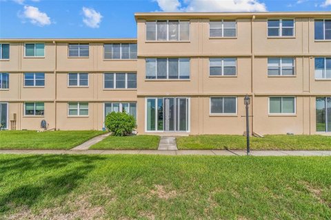 Condominio en venta en Saint Petersburg, Florida, 2 dormitorios, 96.15 m2 № 1827072 - foto 20