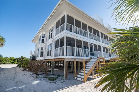 Condo in Placida, Florida, 2 bedrooms  № 2098555 - photo 29
