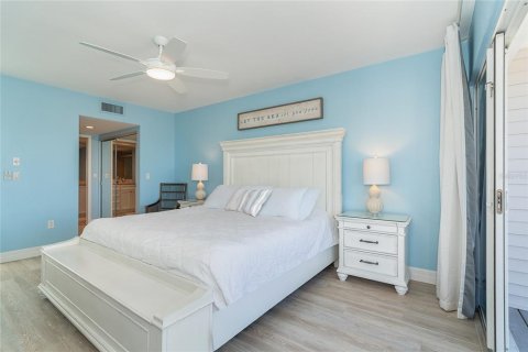 Condo in Placida, Florida, 2 bedrooms  № 2098555 - photo 20